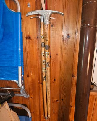 Coppia Bastoni da Montagna Vintage anni ‘60 con Ta