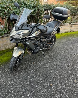 KAWASAKI VERSYS 650 FULL OPTIONAL!!