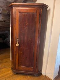 Mobile angolare rustico
