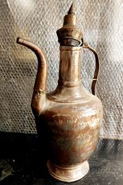 antica caraffa in rame