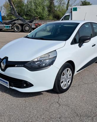 Renault Clio Van-2 posti
