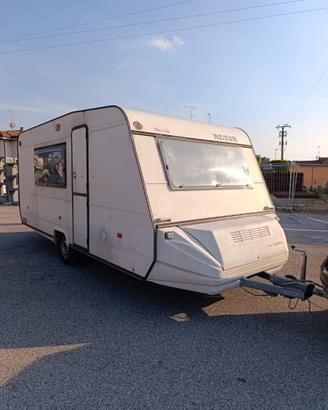 Roulotte Adria revisionata 5 posti