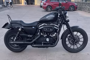 Harley Davison 883 Iron