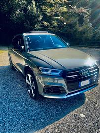 Audi Q5 40 2.0 tdi S line plus quattro
