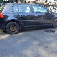 VW GOLF 2005 SOLO PER RICAMBI
