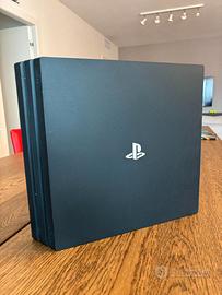 Playstation 4 Pro (PS4 Pro)