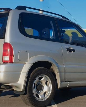 autovettura fuoristrada suzuki grand vitara 1.6