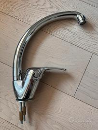 Rubinetto cucina bocca alta miscelatore