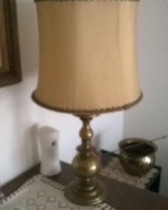 Lampada Vintage Da Tavolo Anni 50 In Stile Retró