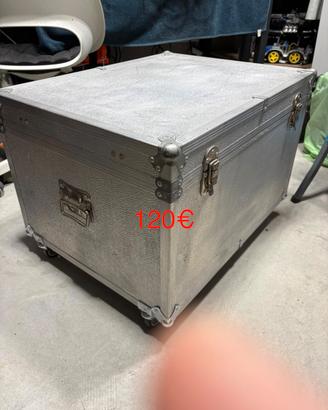 Baule porta materiale deejay