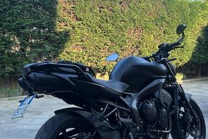 Yamaha Fz6 600- 98cv in condizioni impeccabili