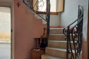 San Vito, indipendente su tre livelli con giardino