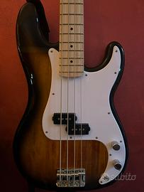 Basso elettrico squier by fender