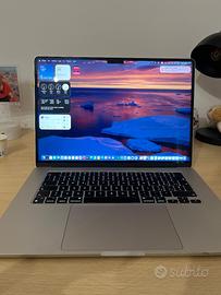 MacBook Air 15" M2 (2023) - COME NUOVO