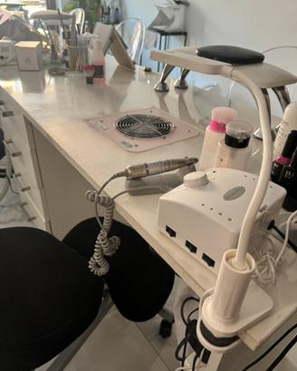Tavolo manicure nails +  aspiratore emil