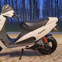 Malaguti phantom f12-50cc a liquido