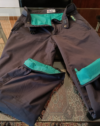 Pantaloni termici e impermeabili uso sportivo