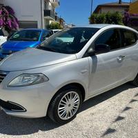 LANCIA Ypsilon 1.2 69 CV 5 porte S&S Gold