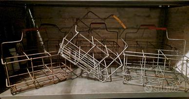 porta bottiglie in metallo