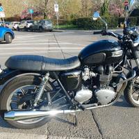 Triumph Bonneville - 2012