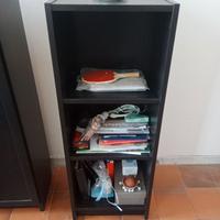 Piccola libreria Ikea nera