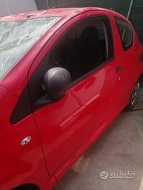 Porta anteriore sx Toyota aygo