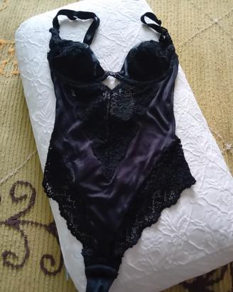 body intimo Le foglie 