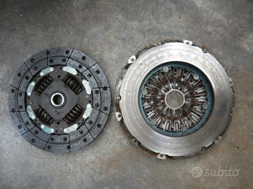 Kit frizione completo usato Ford Ranger 2.2-manual