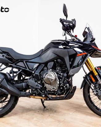 SUZUKI V-STROM 800 TECH - 2025