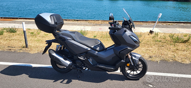 Honda adv 350