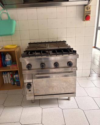 Fornello a gas e cappa