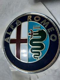 ALFA ROMEO FREGIO ANTERIORE NUOVO PELLICOLATO
