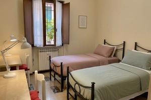 Centro storico 2 stanze doppie per STUDENTESSE