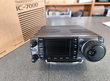 icom ic 7000