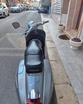 vespa piaggio 150 sprint