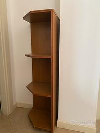 Scaffale ad angolo