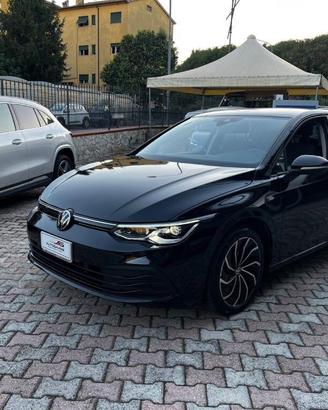 VOLKSWAGEN Golf 1.0 eTSI EVO DSG Life