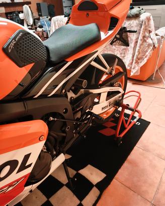 Honda cbr600rrr Repsol 