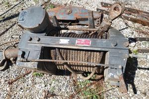 verricello per autocarri/rimorchi/carelloni