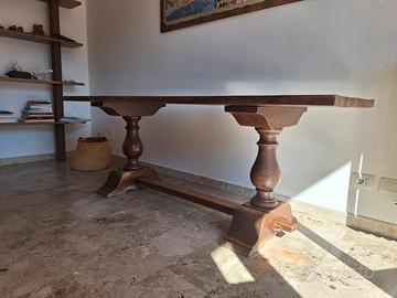 Tavolo antico