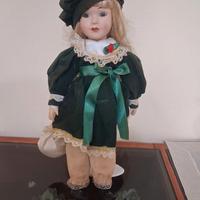 bambola di porcellana