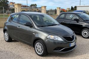 Lancia Ypsilon 1.2 69 CV 5 porte Gold