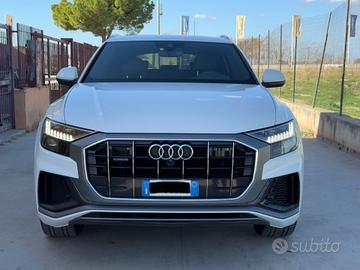 Audi Q8 50 TDI 286 CV quattro tiptronic Sport