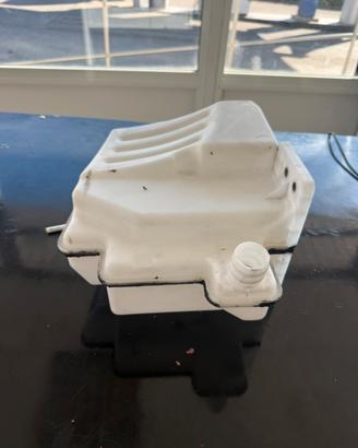 Vaschetta tergicristalli golf MK6