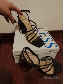 Sandali Guess