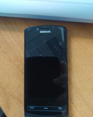 Nokia 700