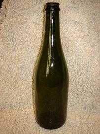 Bottiglie tipo Emiliane peso medio 50 pz a 20 euro