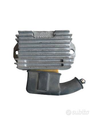 Regolatore Di tensione Piaggio Vespa Et 4 125
