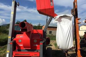 Raccoglitrice legumi in particolare fagioli