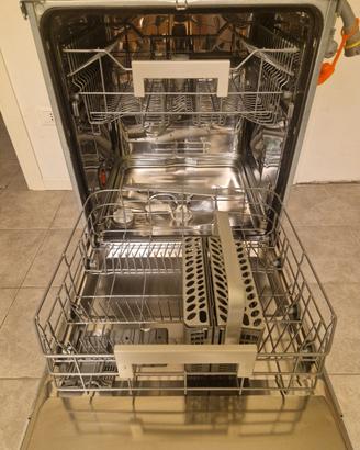 Lavastoviglie Rex Electrolux Techna da incasso